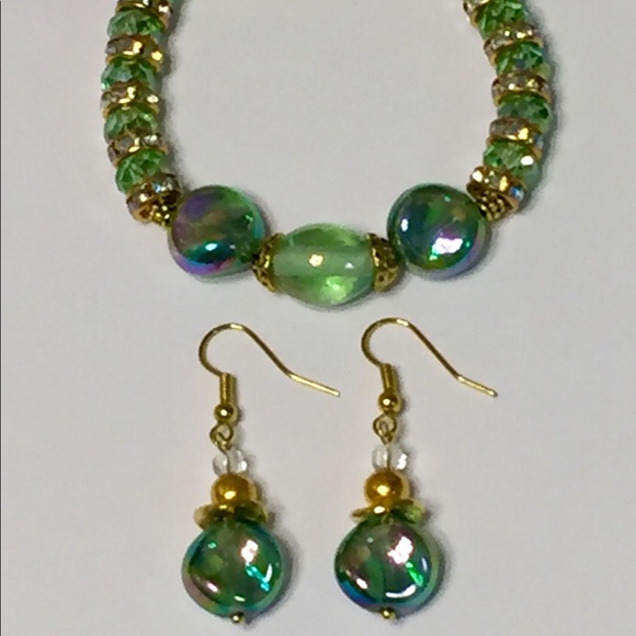 JK Designs Jewelry - Green & Gold Iridescent Toggle Bracelet & Earrings